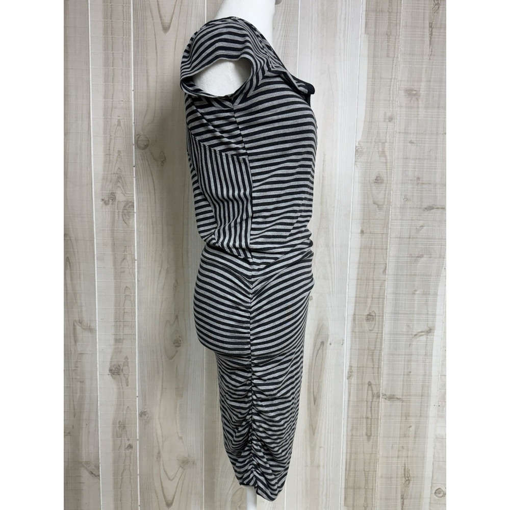 Athleta Women's Striped Tee Dress in Charcoal Heather Size Small #983209 - Picture 2 of 9